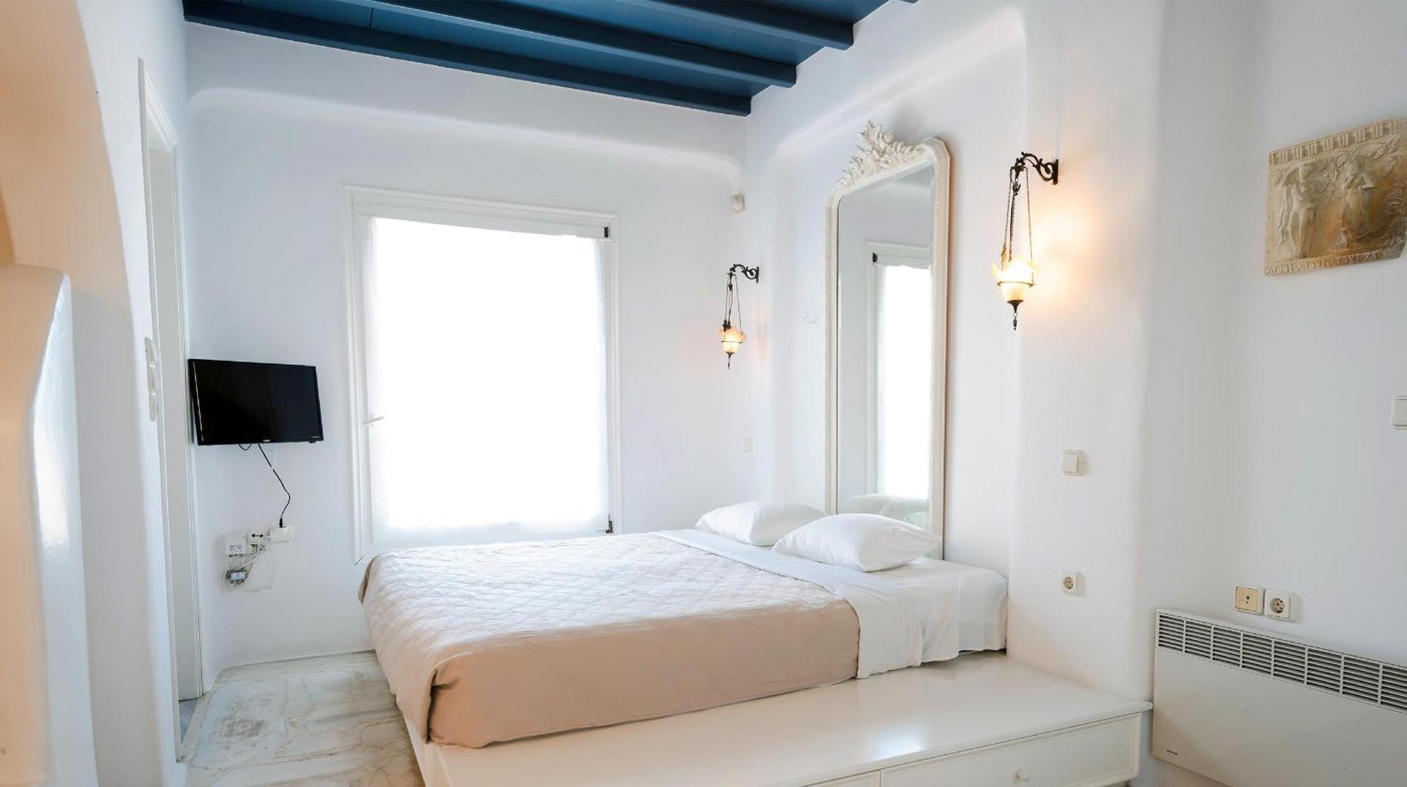 Omnia Villa *
