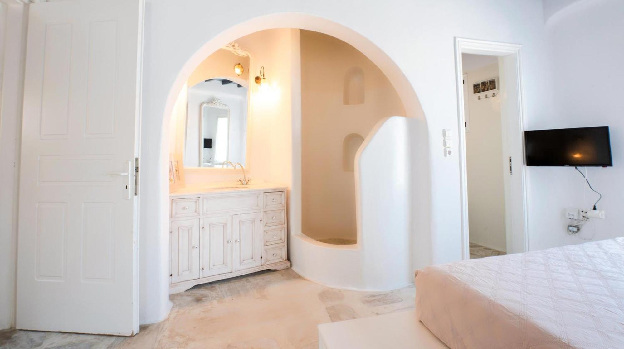 Omnia Mykonos Town