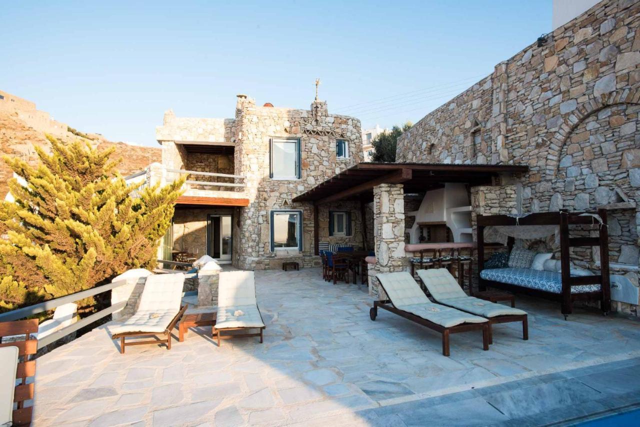 Omnia Villa *