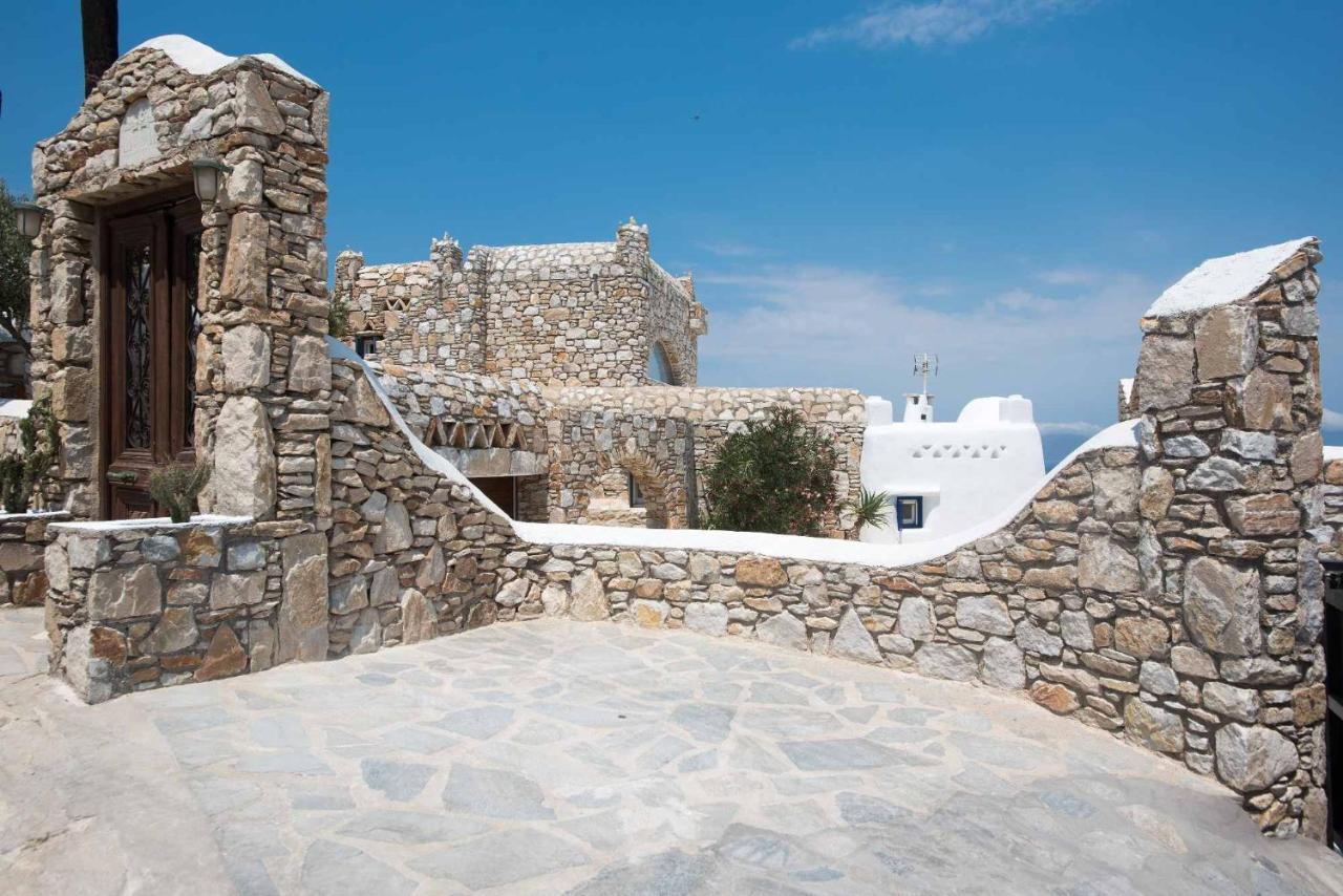 Omnia Villa